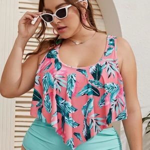 SHEIN plus tropical hanky hem bikini top